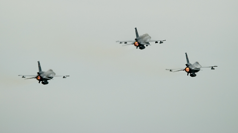 13_Minsk Mazowiecki_23blot_F-16.jpg